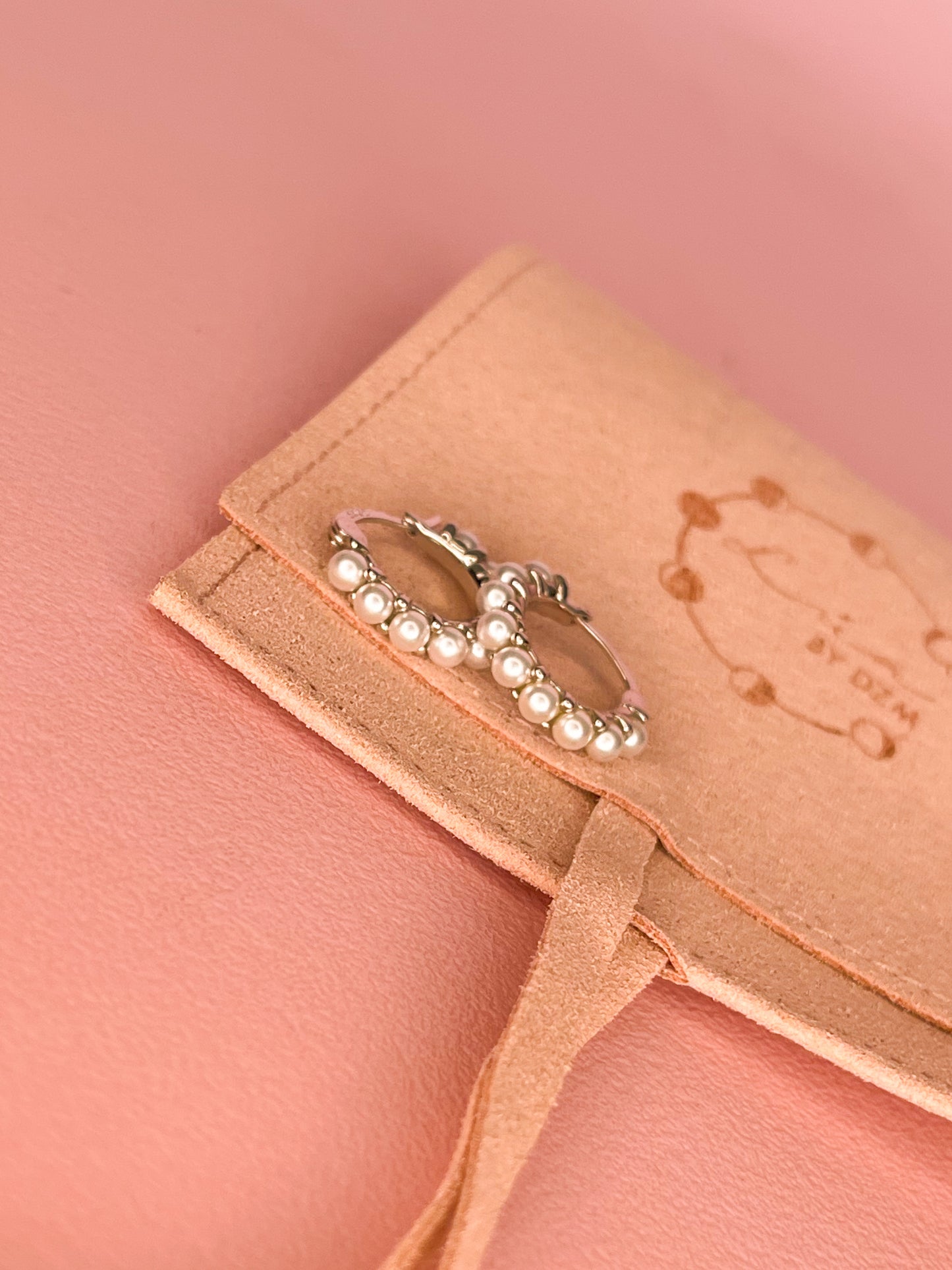 Argollas con Perlas en Plata 925